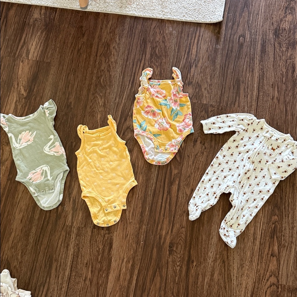 Carters set of 4 (3m)